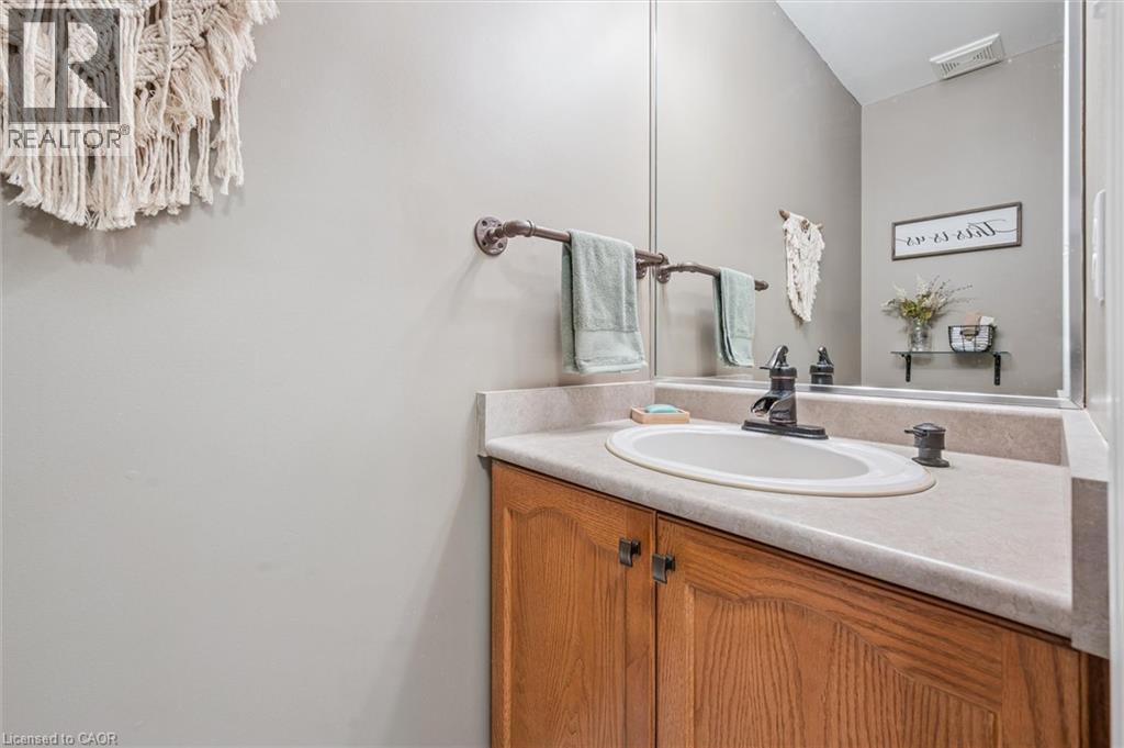 7 Hearthbridge Street, Kitchener, Ontario  N2R 1L5 - Photo 17 - 40853117