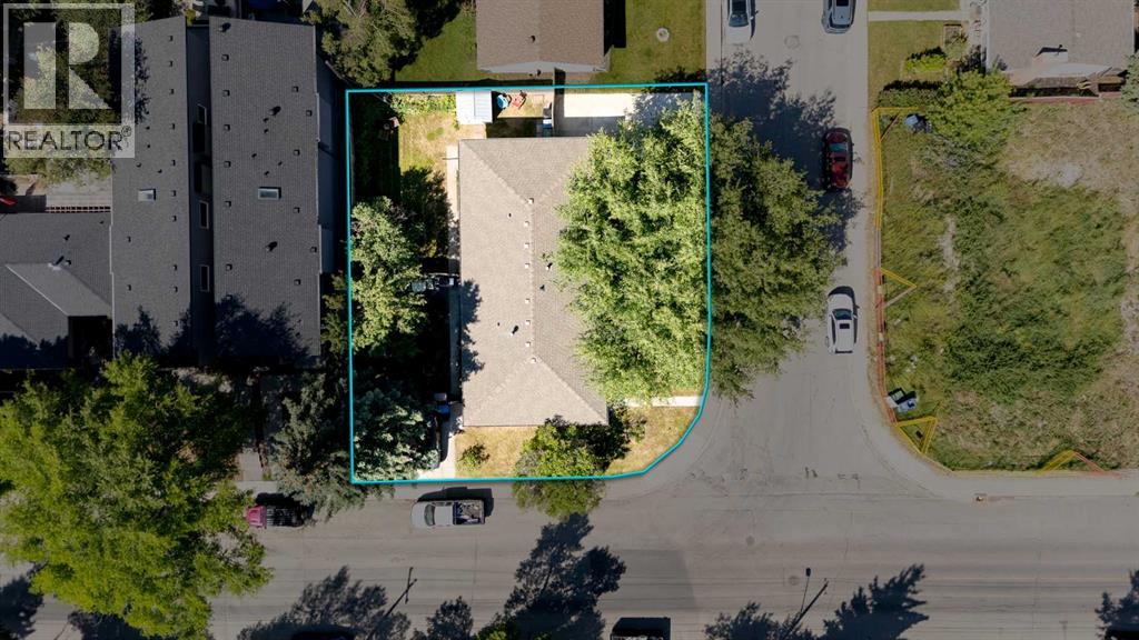 3803 4 Avenue SW, Calgary, Alberta  T3C 0B5 - Photo 2 - A2333327