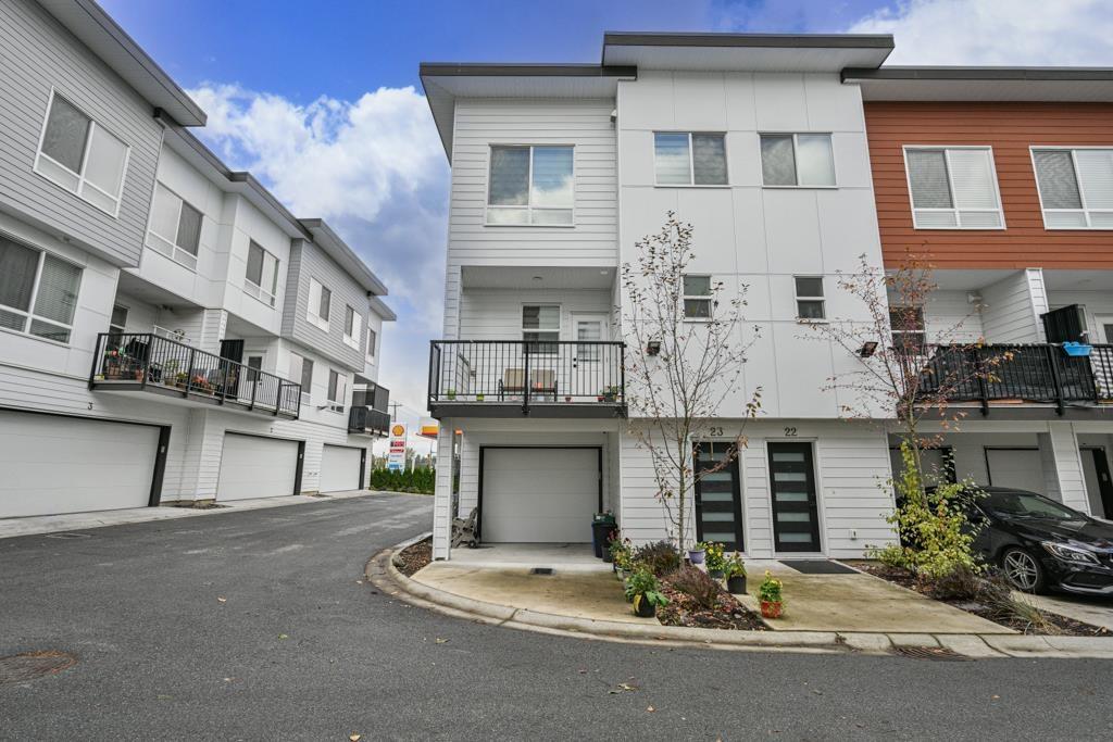 23 27640 LANTERN AVENUE, Abbotsford, British Columbia