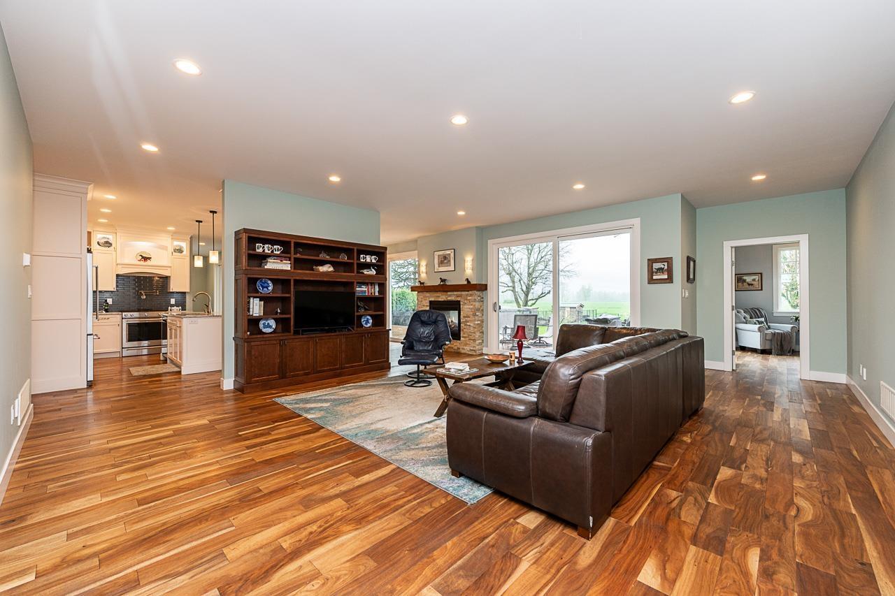 7312 Martin Road, Agassiz, Agassiz, British Columbia  V0M 1A2 - Photo 5 - R3152503
