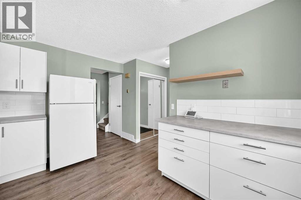 383 Georgian Villas NE, Calgary, Alberta T2A 7E1 - Photo 6 - A2333692