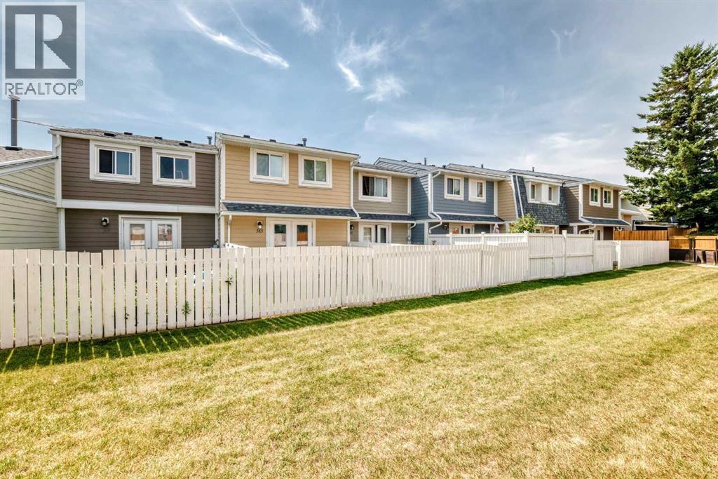 383 Georgian Villas NE, Calgary, Alberta T2A 7E1 - Photo 30 - A2333692