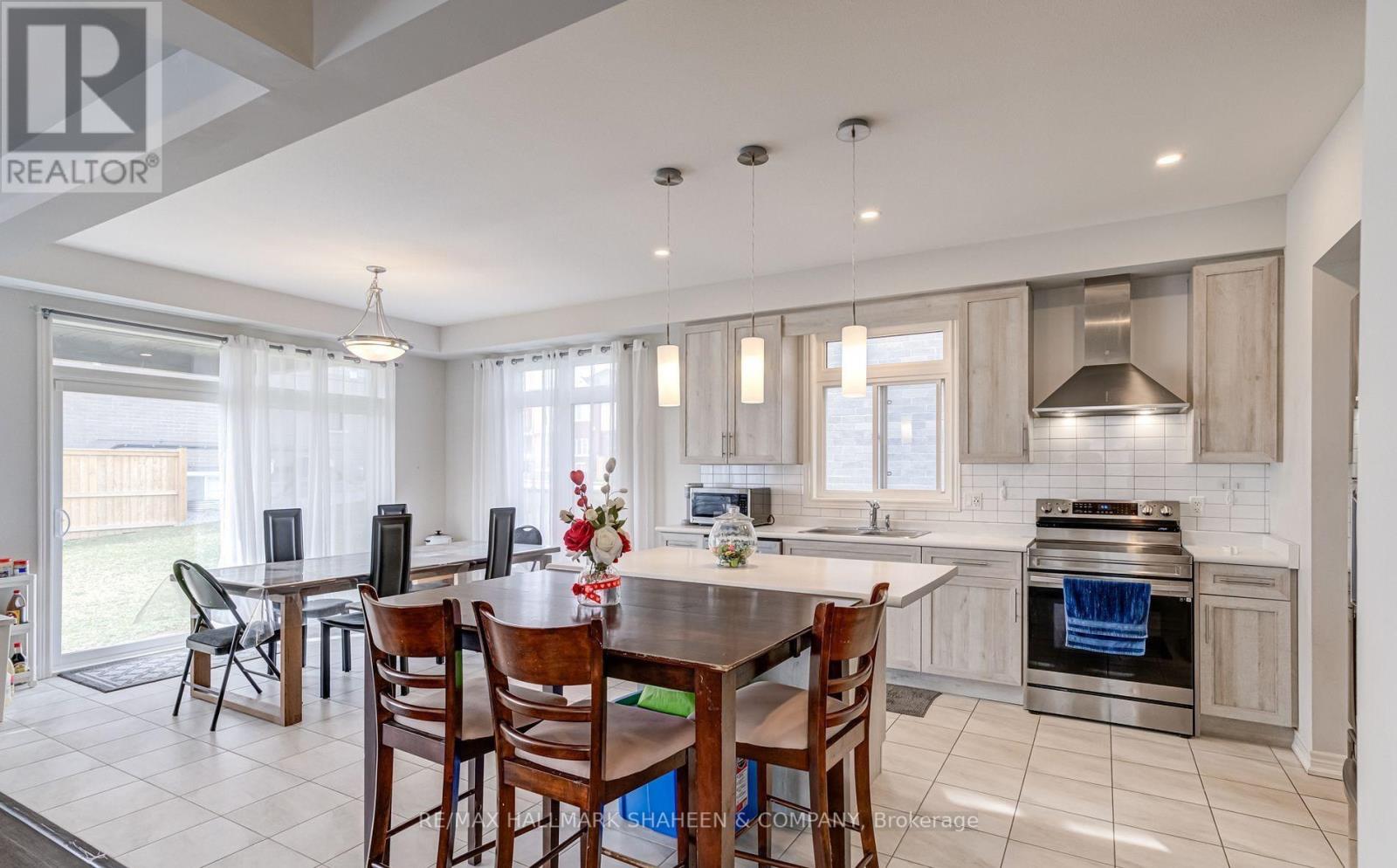 3597 Carolinia Court, Fort Erie, Ontario  L0S 1N0 - Photo 7 - X13637156