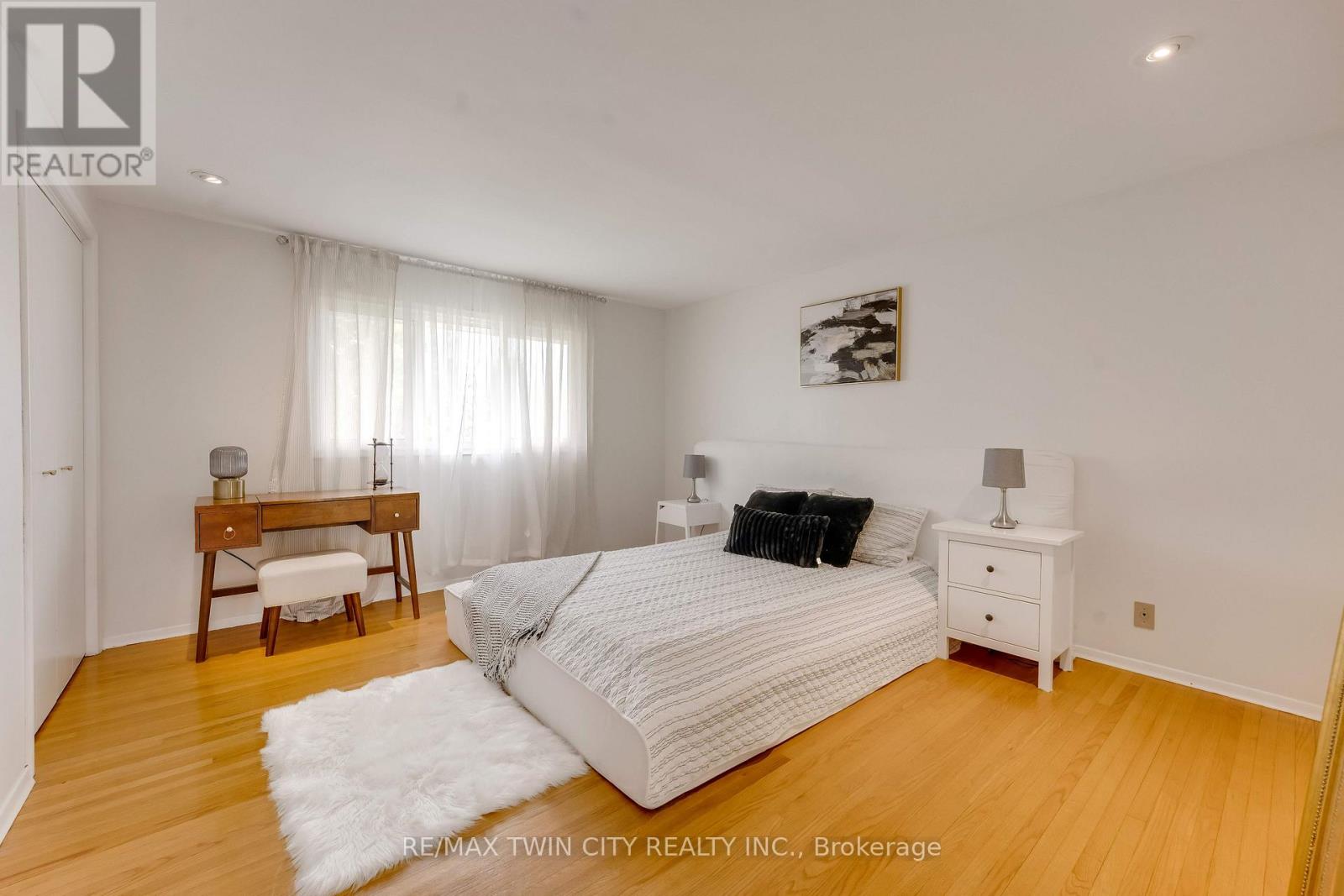 46 Lombardy Court, Kitchener, Ontario  N2M 1W7 - Photo 22 - X13637182