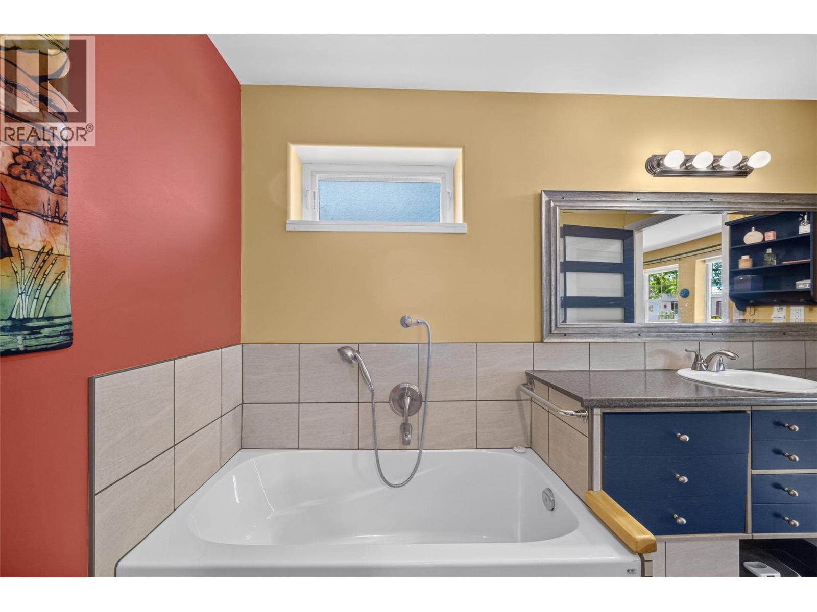4360 30 Street NE, Salmon Arm, British Columbia  V1E 2A3 - Photo 32 - 10396680
