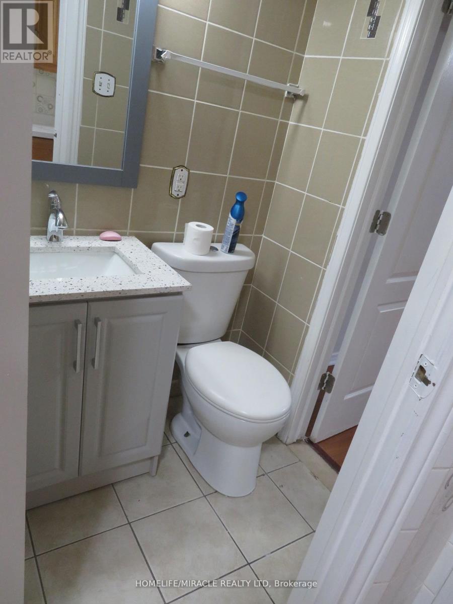 10 Pine Bough Manor, Richmond Hill, Ontario  L4S 1A4 - Photo 14 - N13635362