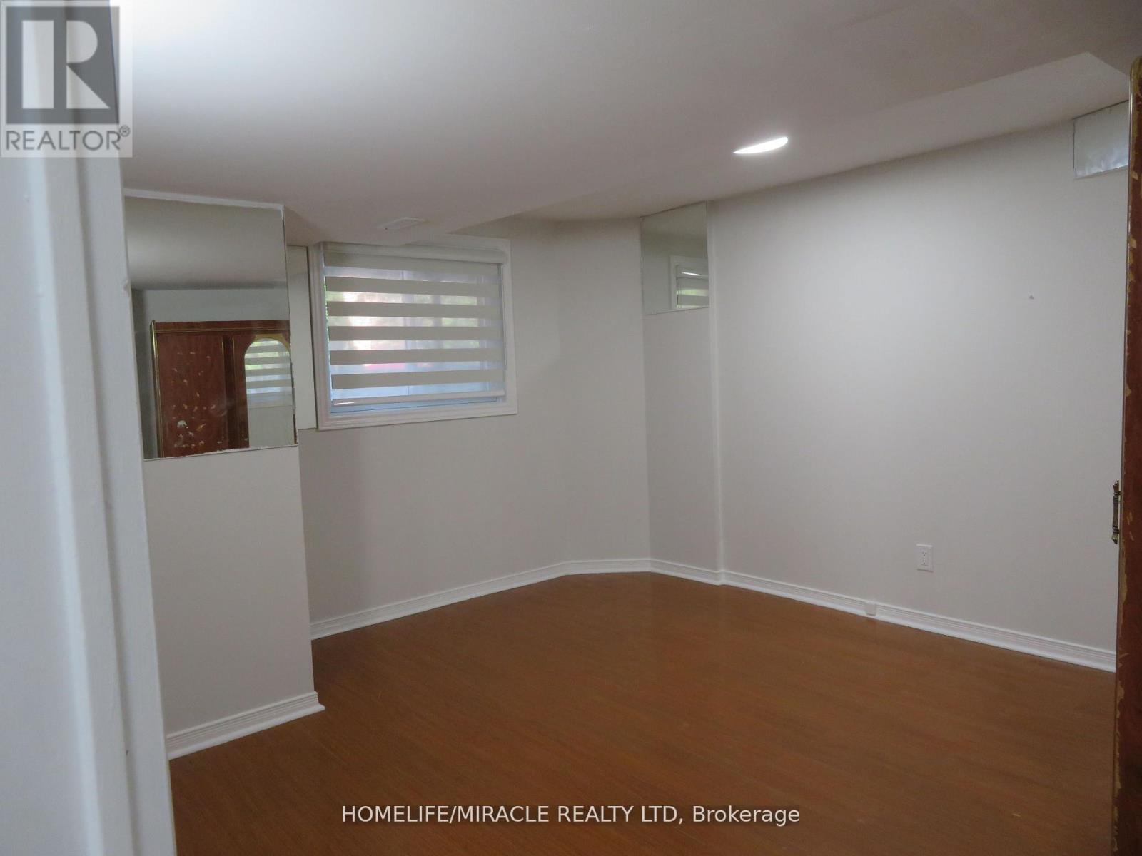 10 Pine Bough Manor, Richmond Hill, Ontario  L4S 1A4 - Photo 12 - N13635362