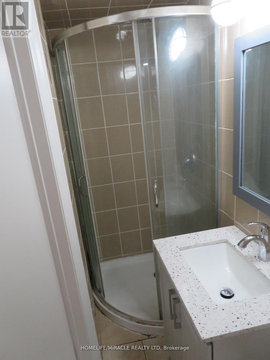 10 Pine Bough Manor, Richmond Hill, Ontario  L4S 1A4 - Photo 16 - N13635362