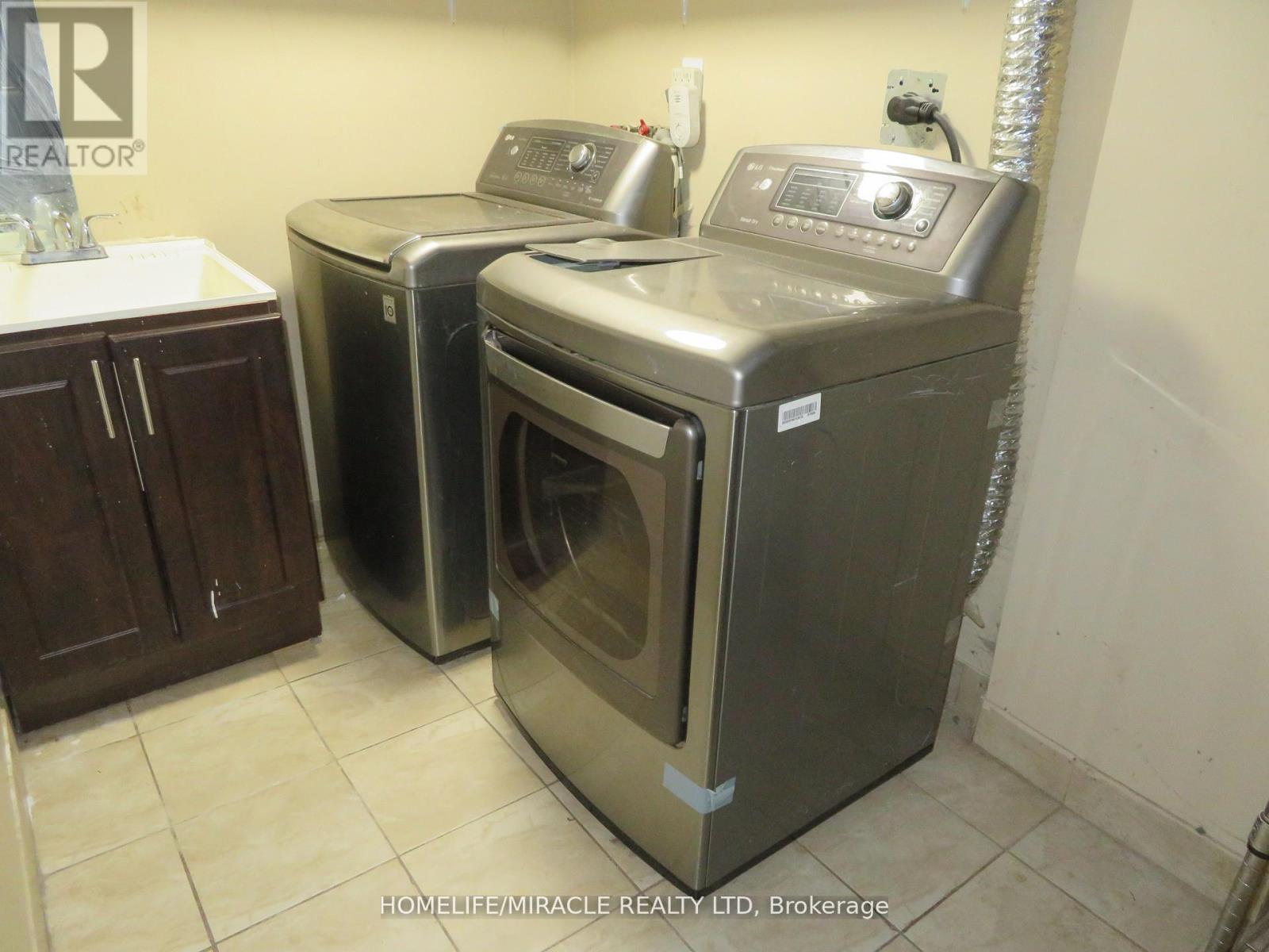 10 Pine Bough Manor, Richmond Hill, Ontario  L4S 1A4 - Photo 22 - N13635362