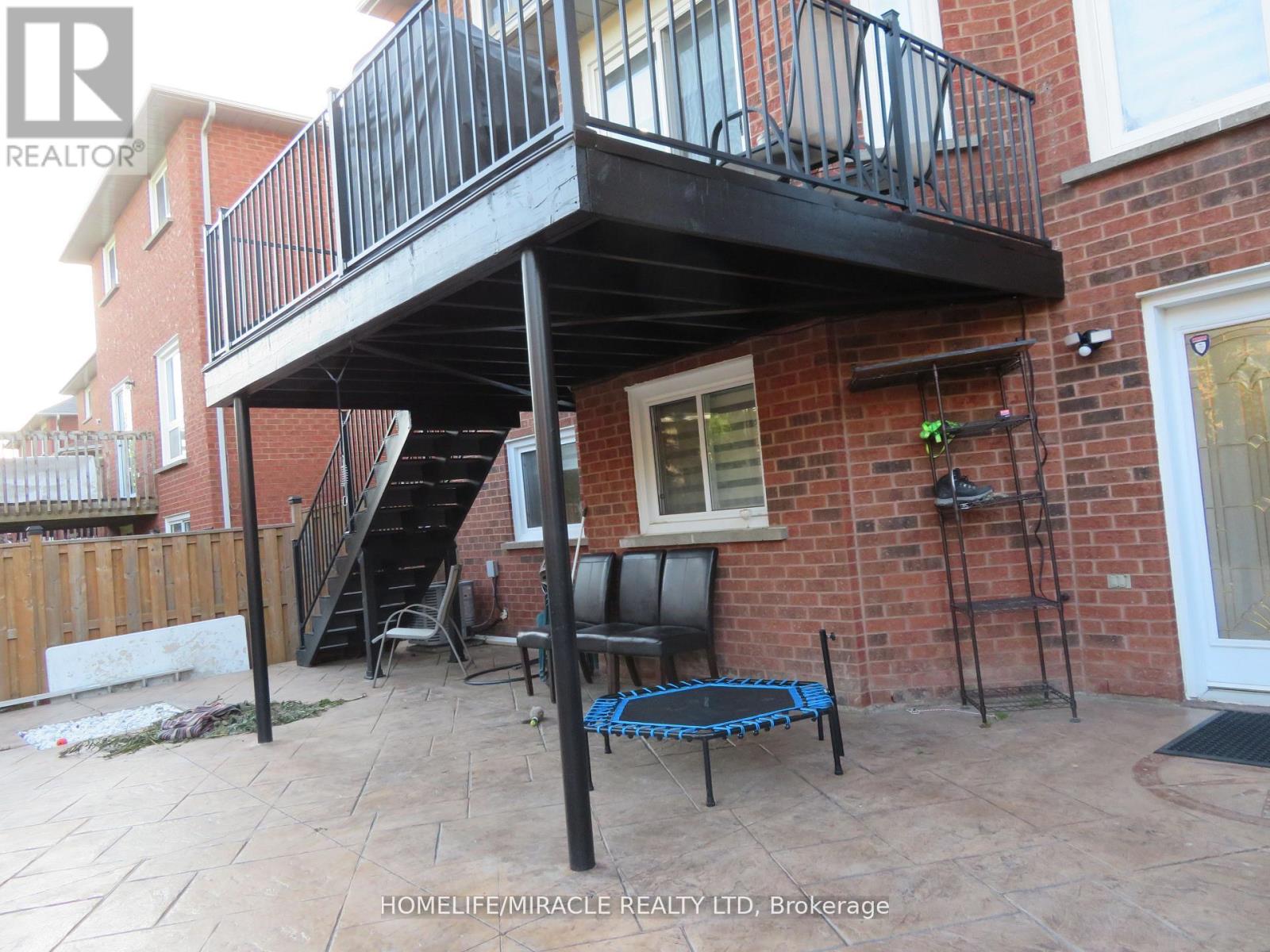 10 Pine Bough Manor, Richmond Hill, Ontario  L4S 1A4 - Photo 25 - N13635362