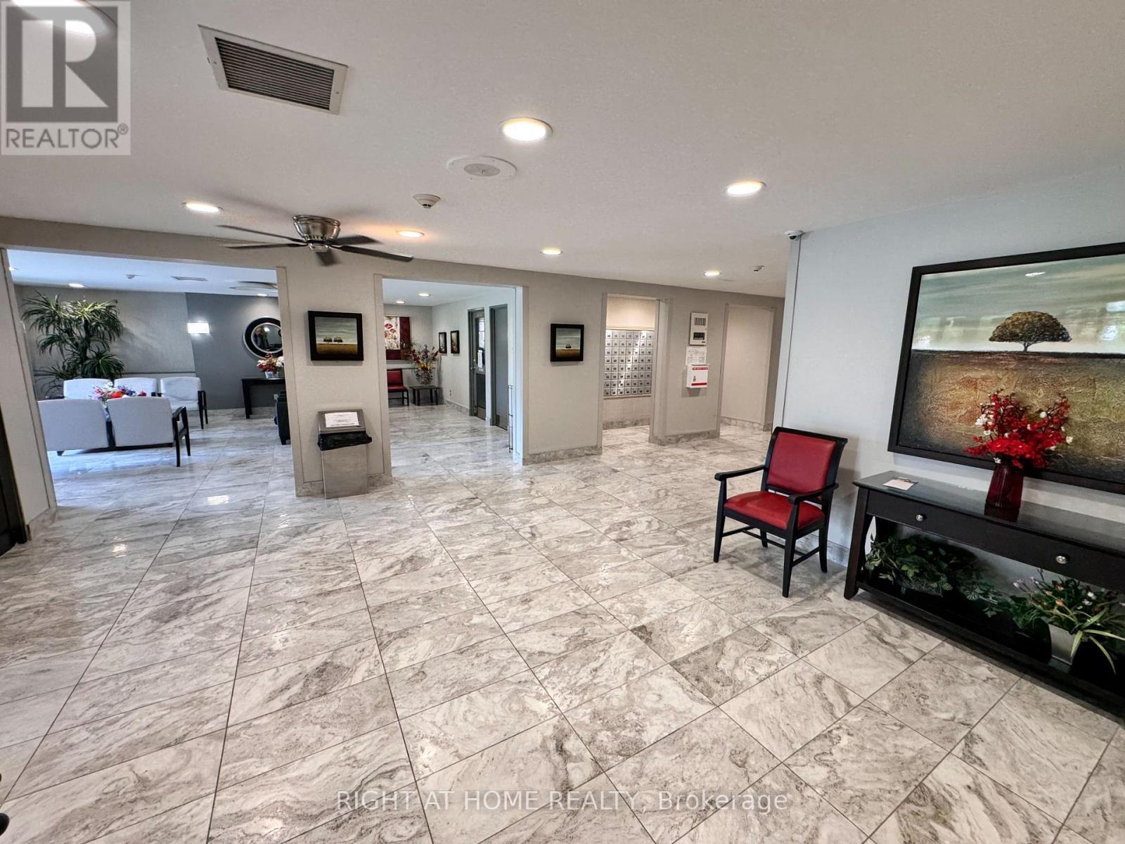 1205 - 1465 Baseline Road, Ottawa, Ontario K2C 3L9 - Photo 4 - X13617896