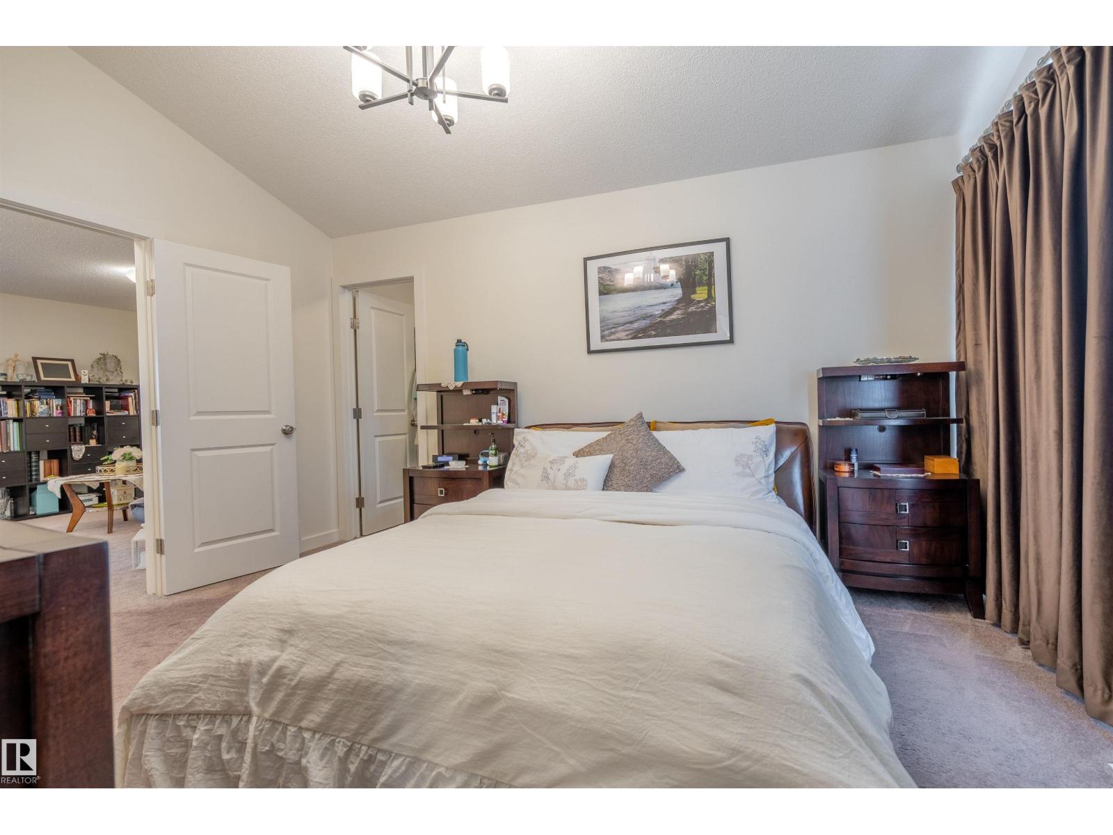 2066 Graydon Hill Cr Sw, Edmonton, Alberta  T6W 4C7 - Photo 15 - E4502076