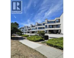 5 5477 WHARF AVENUE, Sechelt, British Columbia