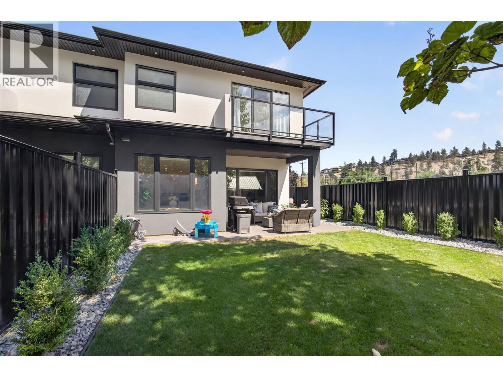 707 Raymer Road, Kelowna, British Columbia  V1W 1H6 - Photo 17 - 10396474