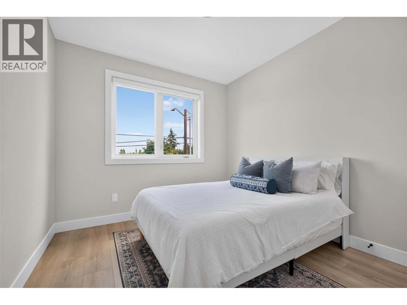 707 Raymer Road, Kelowna, British Columbia  V1W 1H6 - Photo 33 - 10396474
