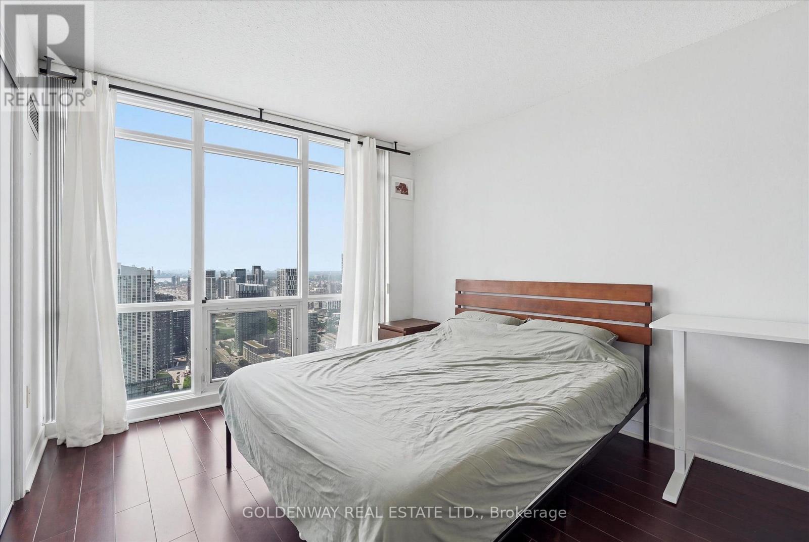 5015 - 11 Brunel Court, Toronto, Ontario  M5V 3Y3 - Photo 7 - C13624582