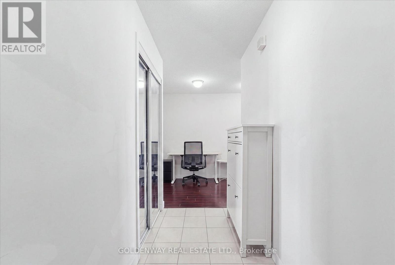 5015 - 11 Brunel Court, Toronto, Ontario  M5V 3Y3 - Photo 10 - C13624582
