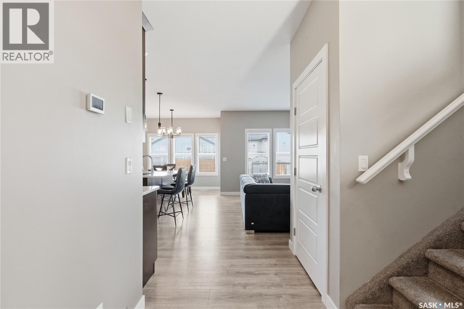 118 Stromberg Crescent, Saskatoon, Saskatchewan  S7L 6M9 - Photo 4 - SK044485
