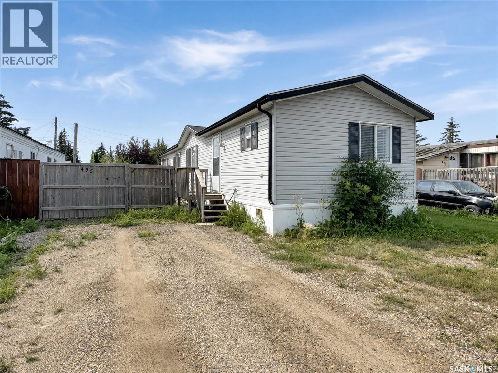 495 32nd Street, Battleford, Saskatchewan  S0M 0E0 - Photo 2 - SK044388