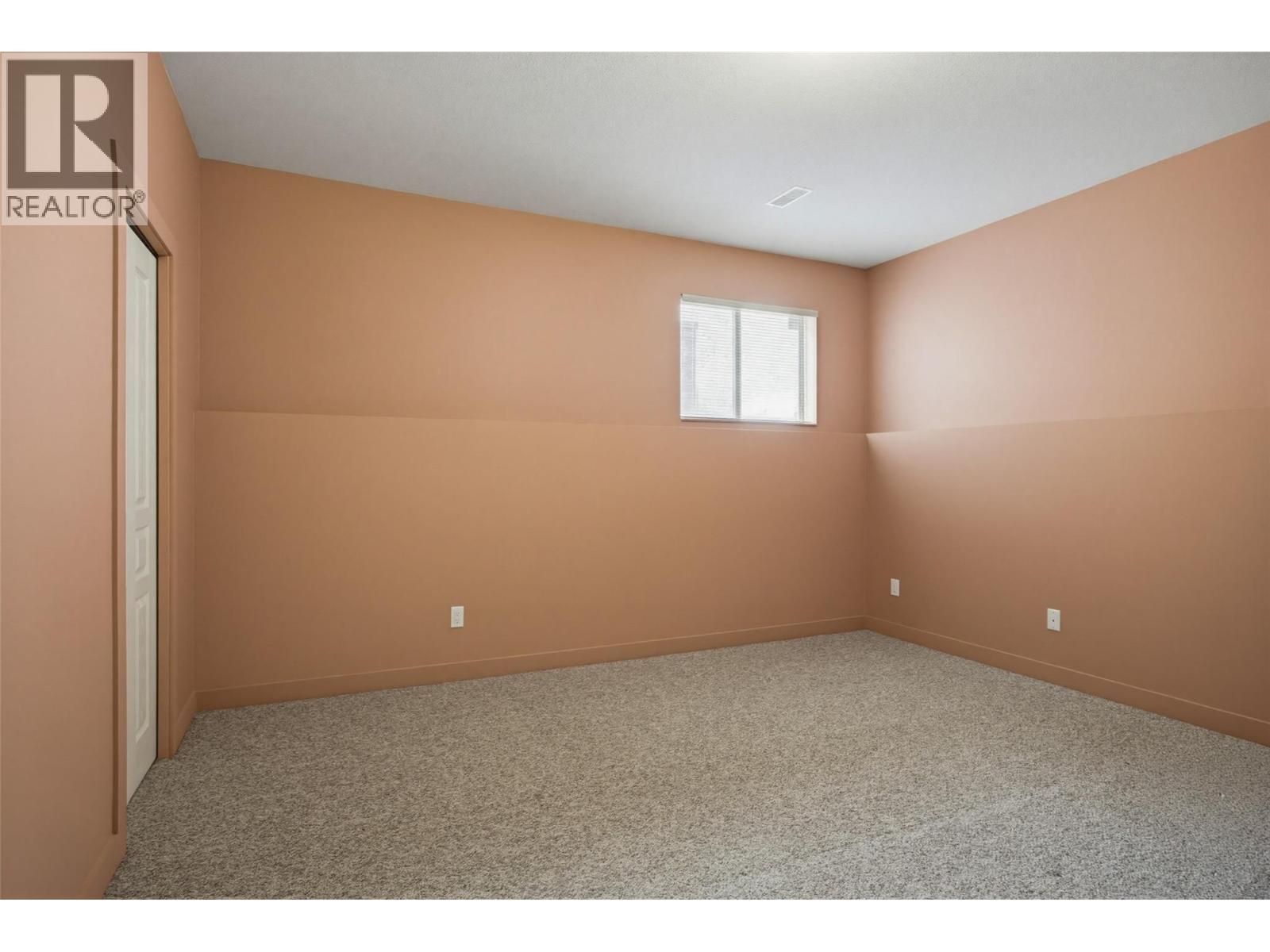3744 Navatanee Drive, Kamloops, British Columbia  V2H 1S1 - Photo 19 - 10396748