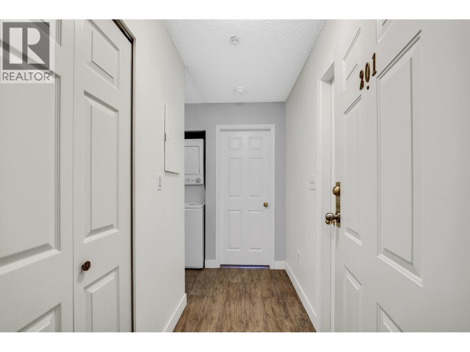 201b 40120 Willow Crescent, Squamish, British Columbia V8B 0L7 - Photo 17 - R3126525