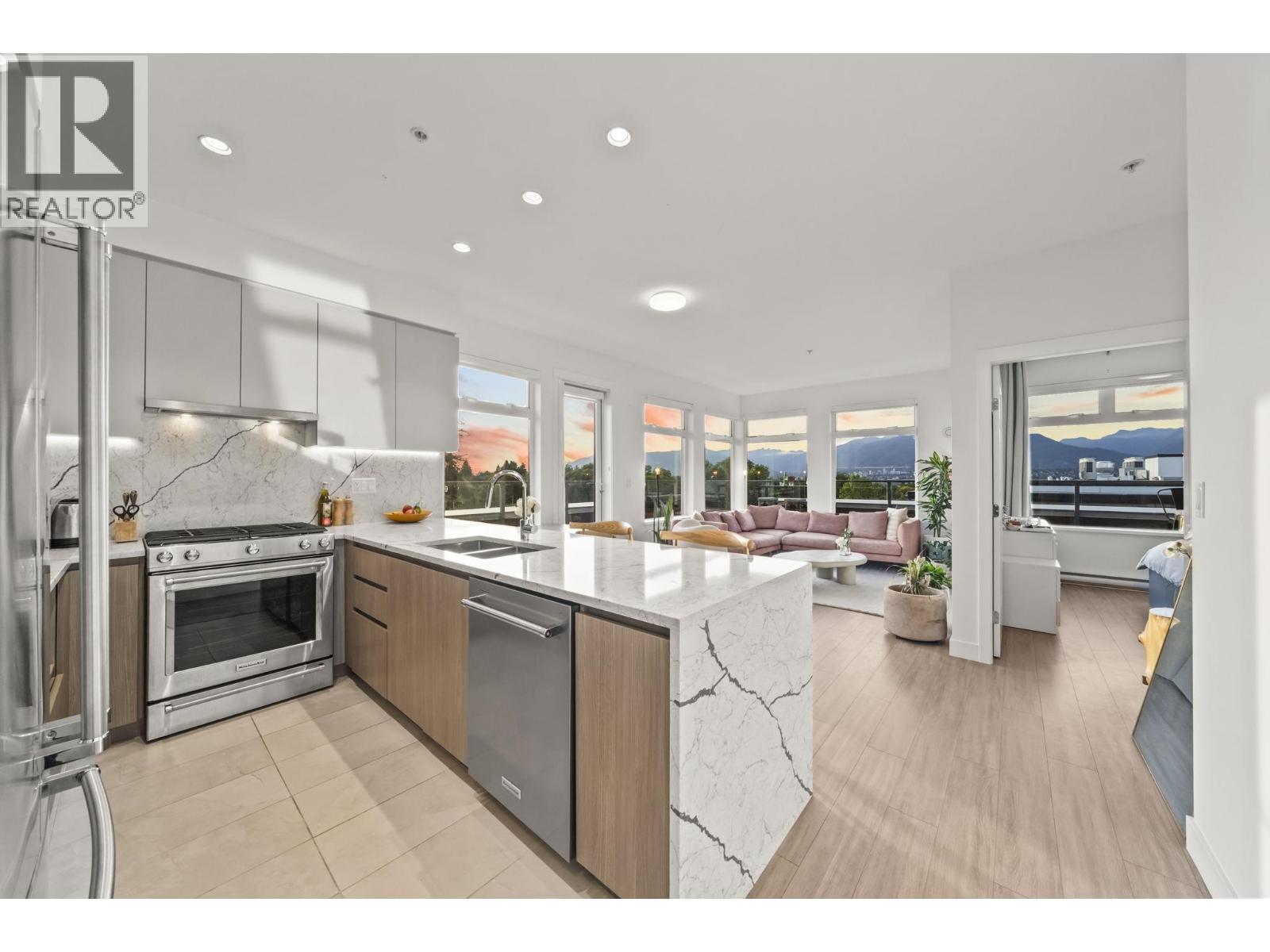 408 2408 Grant Street, Vancouver, British Columbia V5K 3G4 - Photo 10 - R3145614