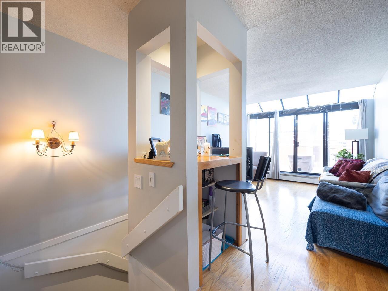 114 812 Milton Street, New Westminster, British Columbia  V3M 1N2 - Photo 3 - R3152478