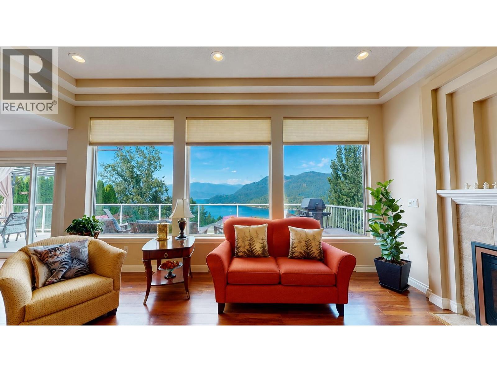 2595 Golf Course Drive, Blind Bay, British Columbia  V0E 1H2 - Photo 11 - 10395135