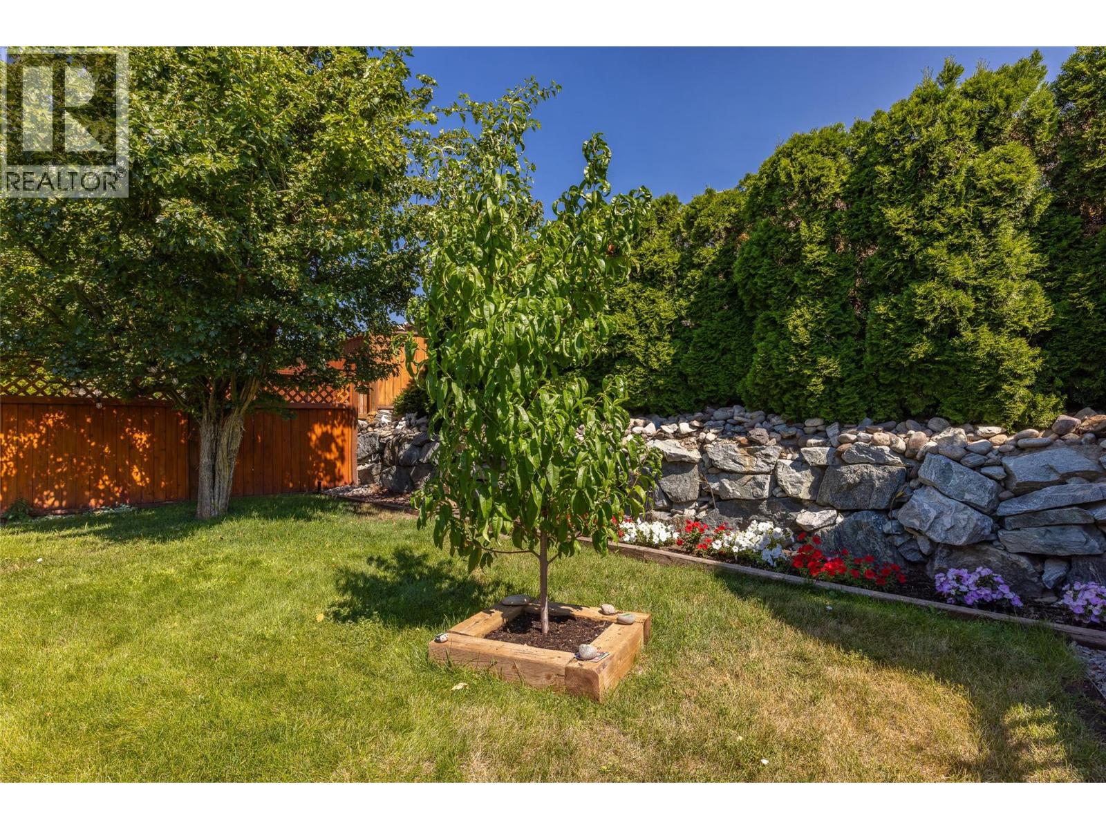 2208 Mimosa Drive, West Kelowna, British Columbia  V4T 3A5 - Photo 50 - 10395398