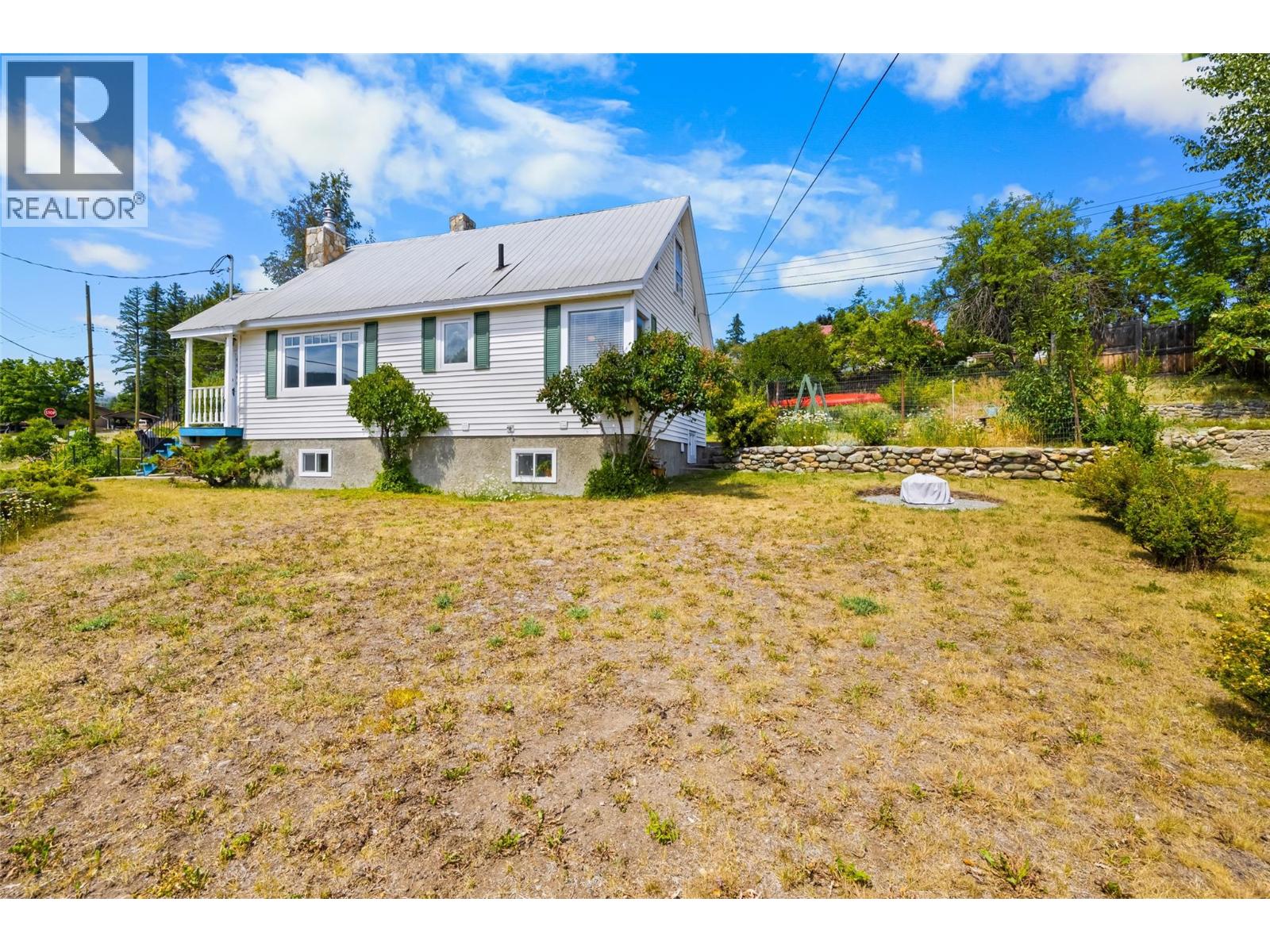 111 5th Avenue, Kimberley, British Columbia  V1A 2S3 - Photo 2 - 10396440