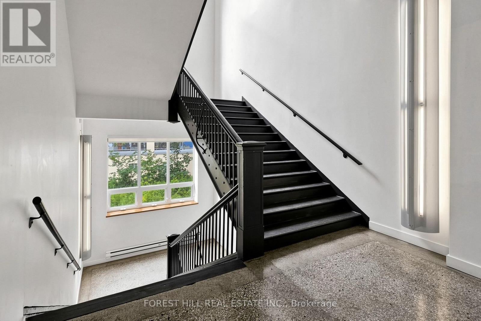 301 - 21 Nassau Street, Toronto, Ontario  M5T 3K6 - Photo 5 - C13637290