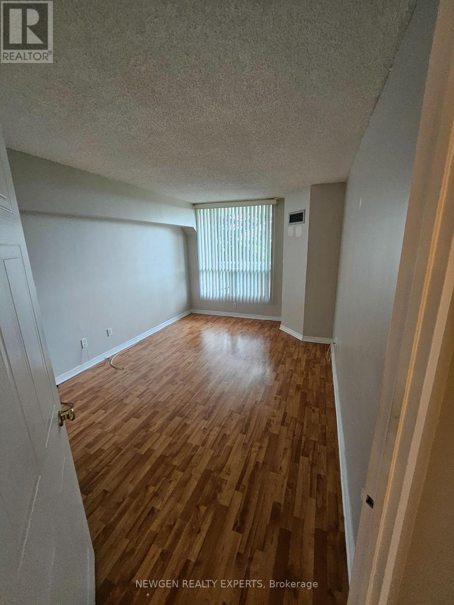 303 - 480 Mclevin Avenue, Toronto, Ontario  M1B 5N9 - Photo 6 - E13637208
