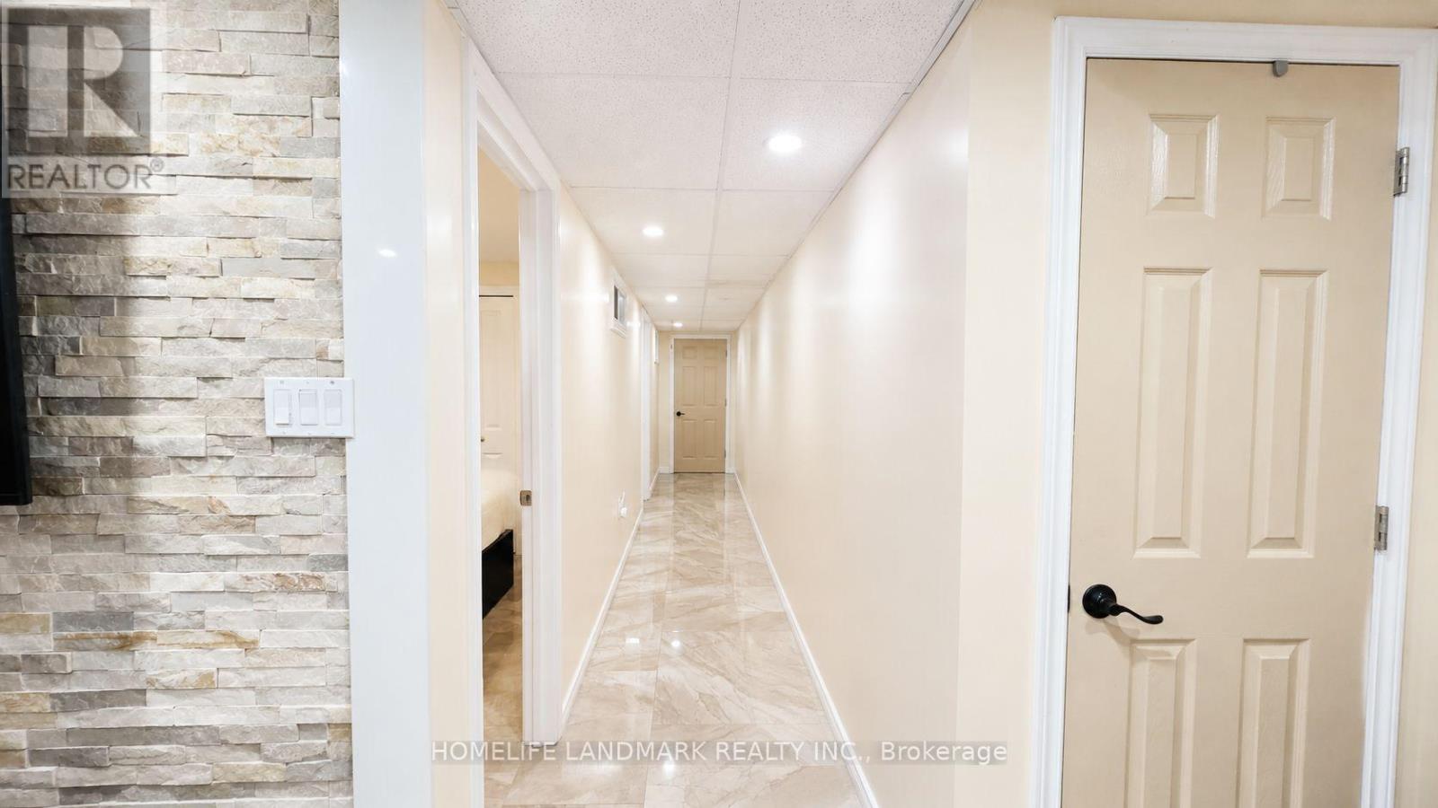 3226 Eglinton Avenue E, Toronto, Ontario  M1J 2H6 - Photo 19 - E13637246