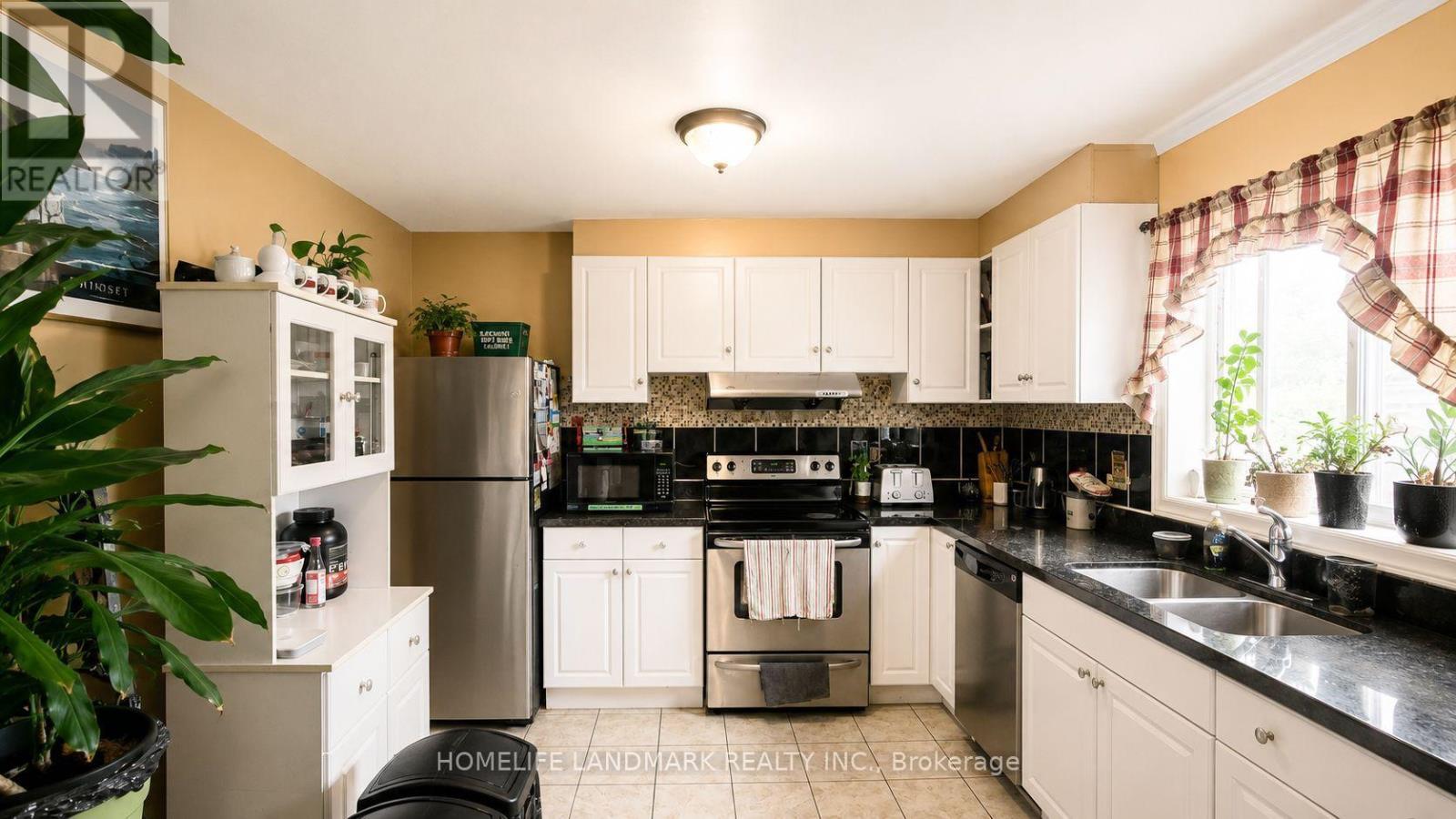 3226 Eglinton Avenue E, Toronto, Ontario  M1J 2H6 - Photo 23 - E13637246