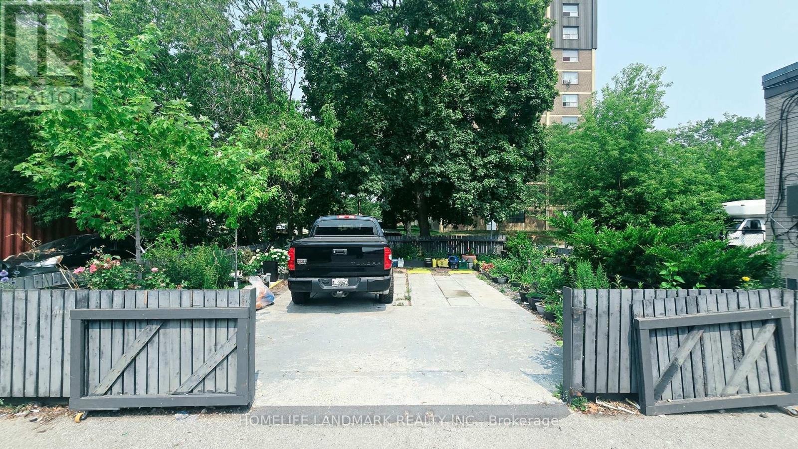 3226 Eglinton Avenue E, Toronto, Ontario  M1J 2H6 - Photo 7 - E13637246