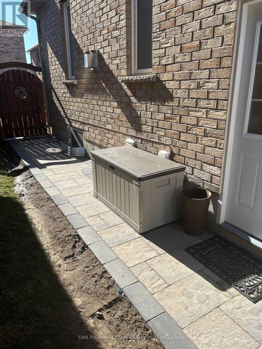 Bsmt - 25 Roma Drive, Whitby, Ontario  L1P 0B4 - Photo 4 - E13637310