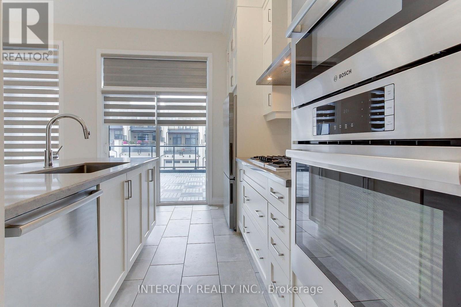 7 Adaskin Drive, Vaughan, Ontario  L6A 4Z8 - Photo 18 - N13637216