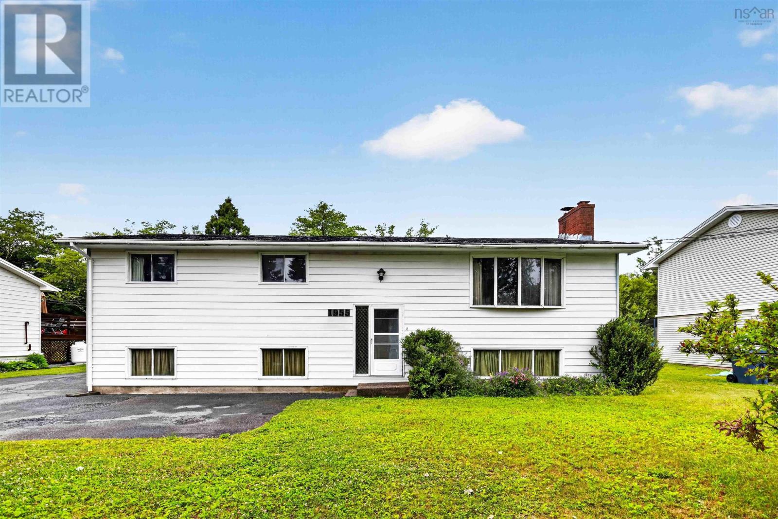 1955 Lawrencetown Road, Lawrencetown, Nova Scotia  B2Z 1C5 - Photo 2 - 202618521