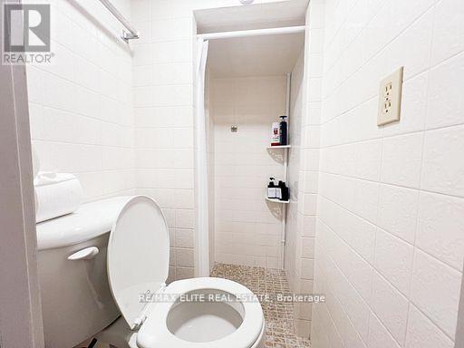 299 Robina Avenue E, Toronto, Ontario  M6C 3Z2 - Photo 6 - C13563526