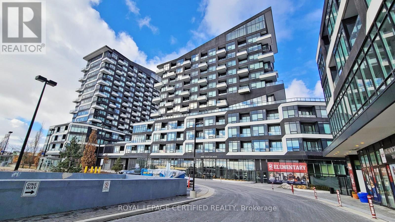 826 - 2485 Taunton Road, Oakville, Ontario  L6H 3R8 - Photo 3 - W13637234