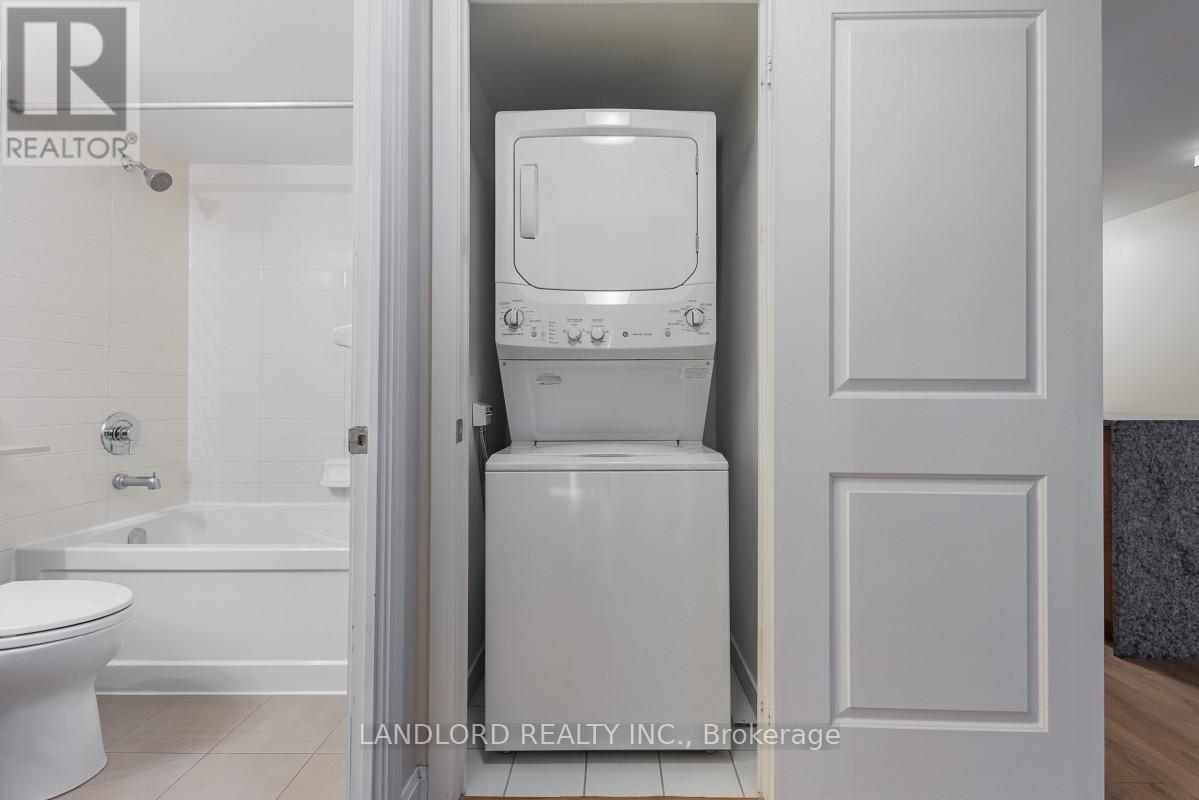 318 - 1 Michael Power Place, Toronto (Islington-City Centre West), Ontario  M9A 0A1 - Photo 16 - W13637240