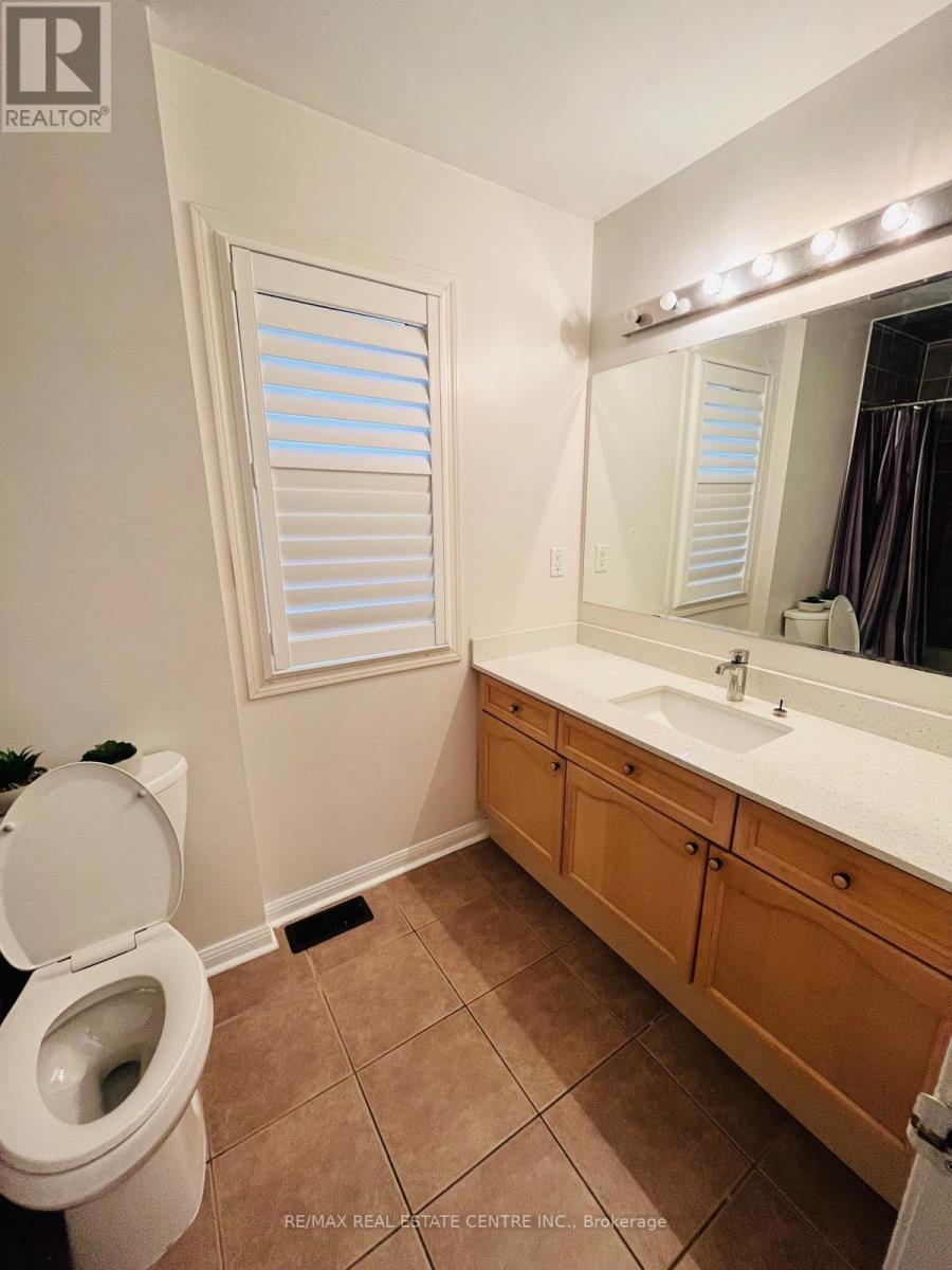 Upper Level - 48 Herdwick Street, Brampton, Ontario  L6S 6L7 - Photo 11 - W13637250
