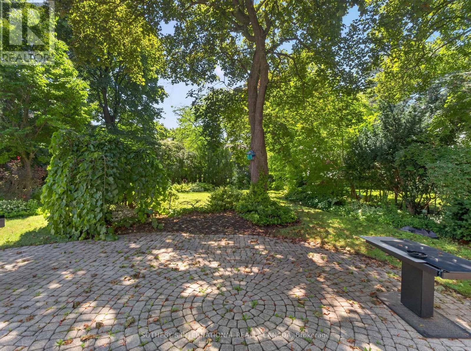 56 Edgehill Road, Toronto, Ontario  M9A 4N5 - Photo 32 - W13637312