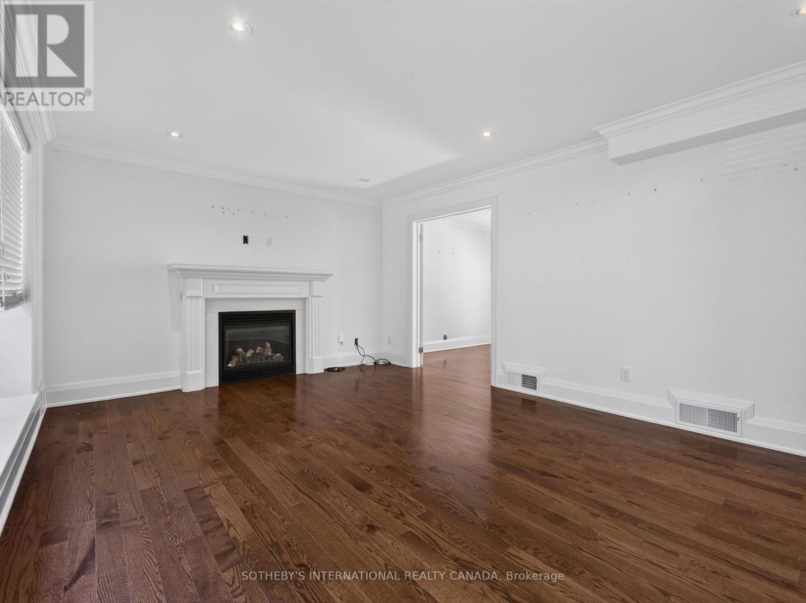 56 Edgehill Road, Toronto, Ontario  M9A 4N5 - Photo 4 - W13637312