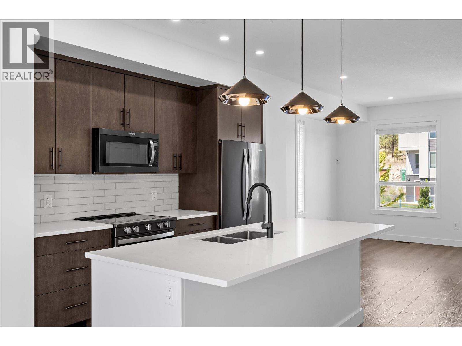 610 Academy Way Unit# 367, Kelowna, BC V1V 0E8