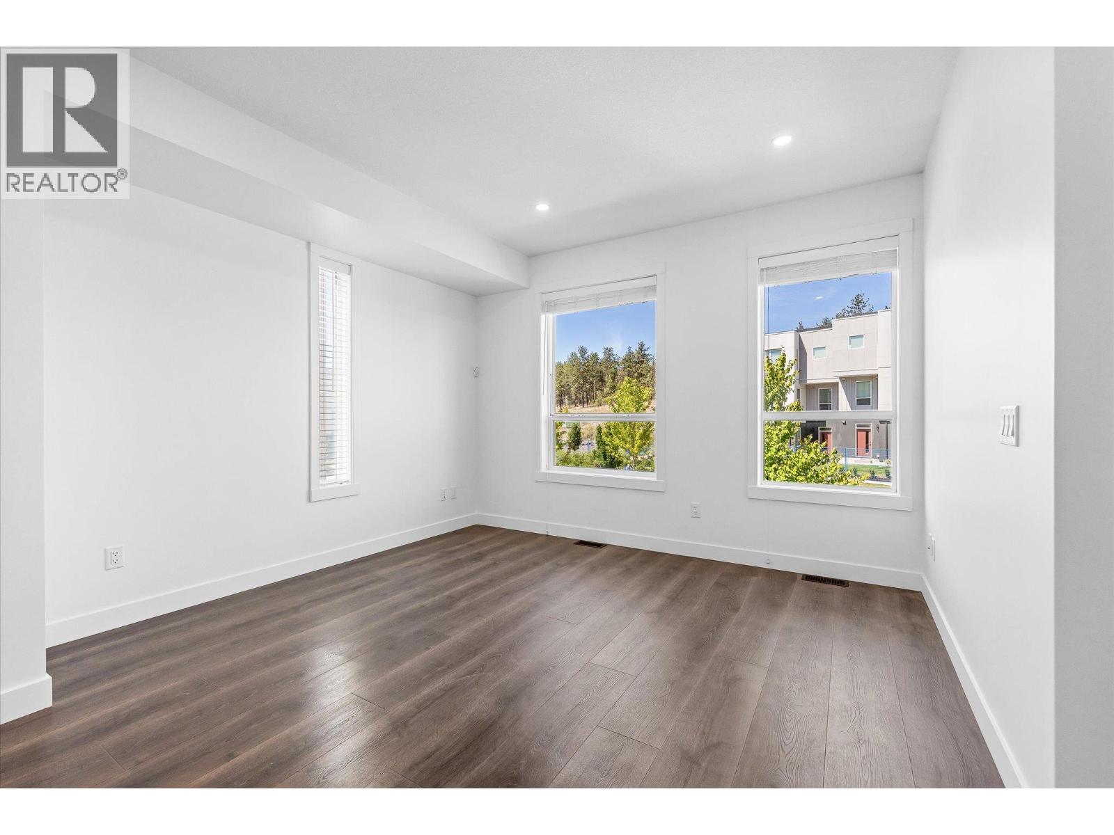 610 Academy Way Unit# 367, Kelowna, BC V1V 0E8