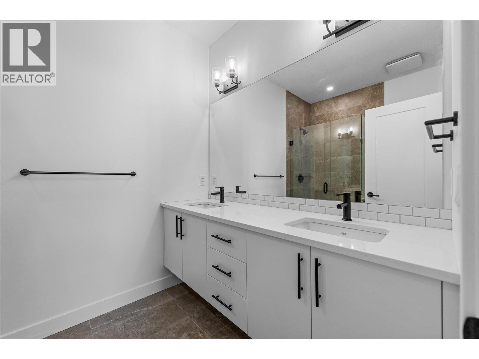 610 Academy Way Unit# 367, Kelowna, BC V1V 0E8