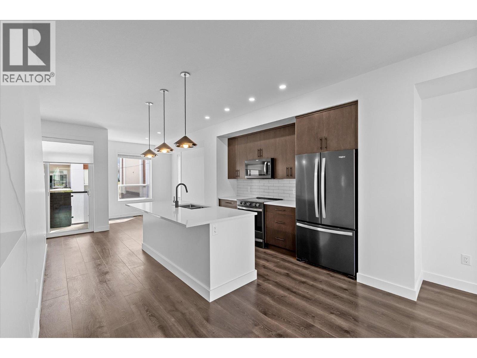 610 Academy Way Unit# 367, Kelowna, BC V1V 0E8