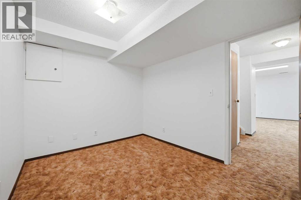 5608 Rundlehorn Drive NE, Calgary, Alberta  T1Y 3J2 - Photo 26 - A2325345