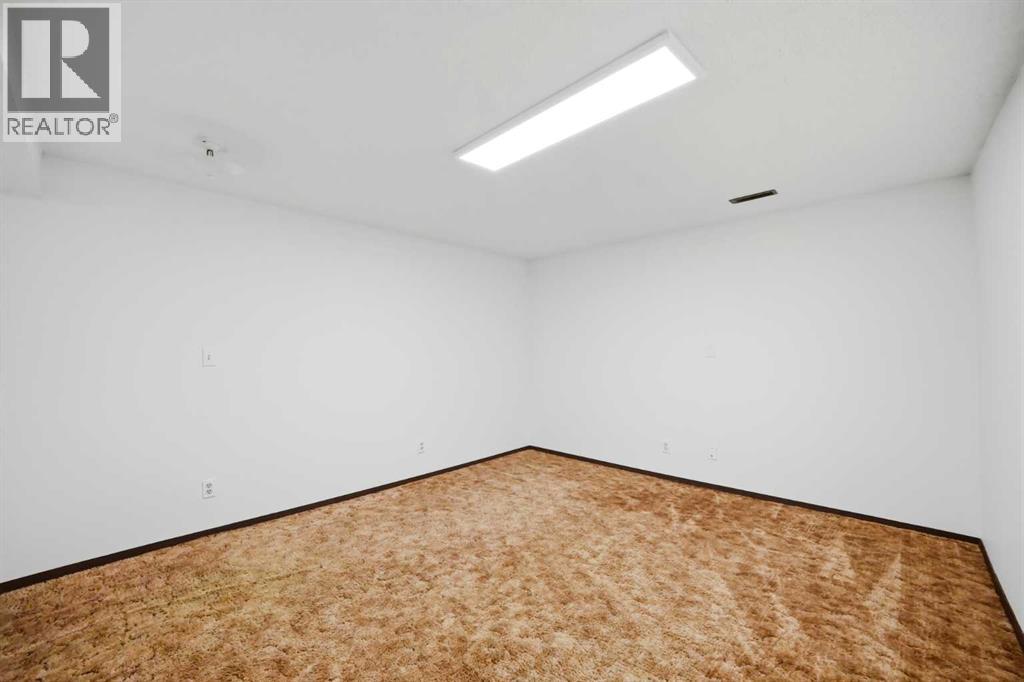 5608 Rundlehorn Drive NE, Calgary, Alberta  T1Y 3J2 - Photo 24 - A2325345